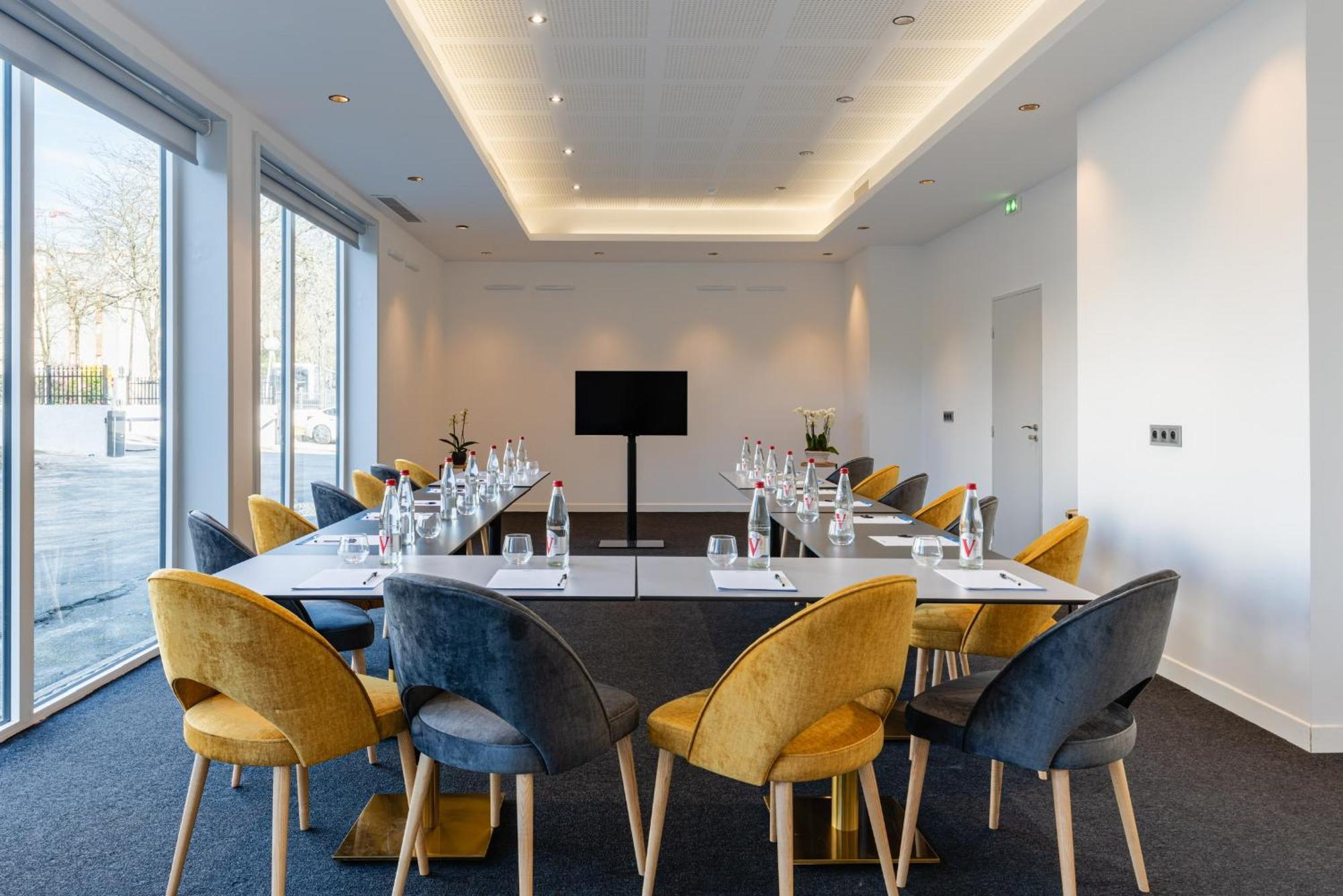 Brit Hotel Privilege Paris Rosny-Sous-Bois Esterno foto