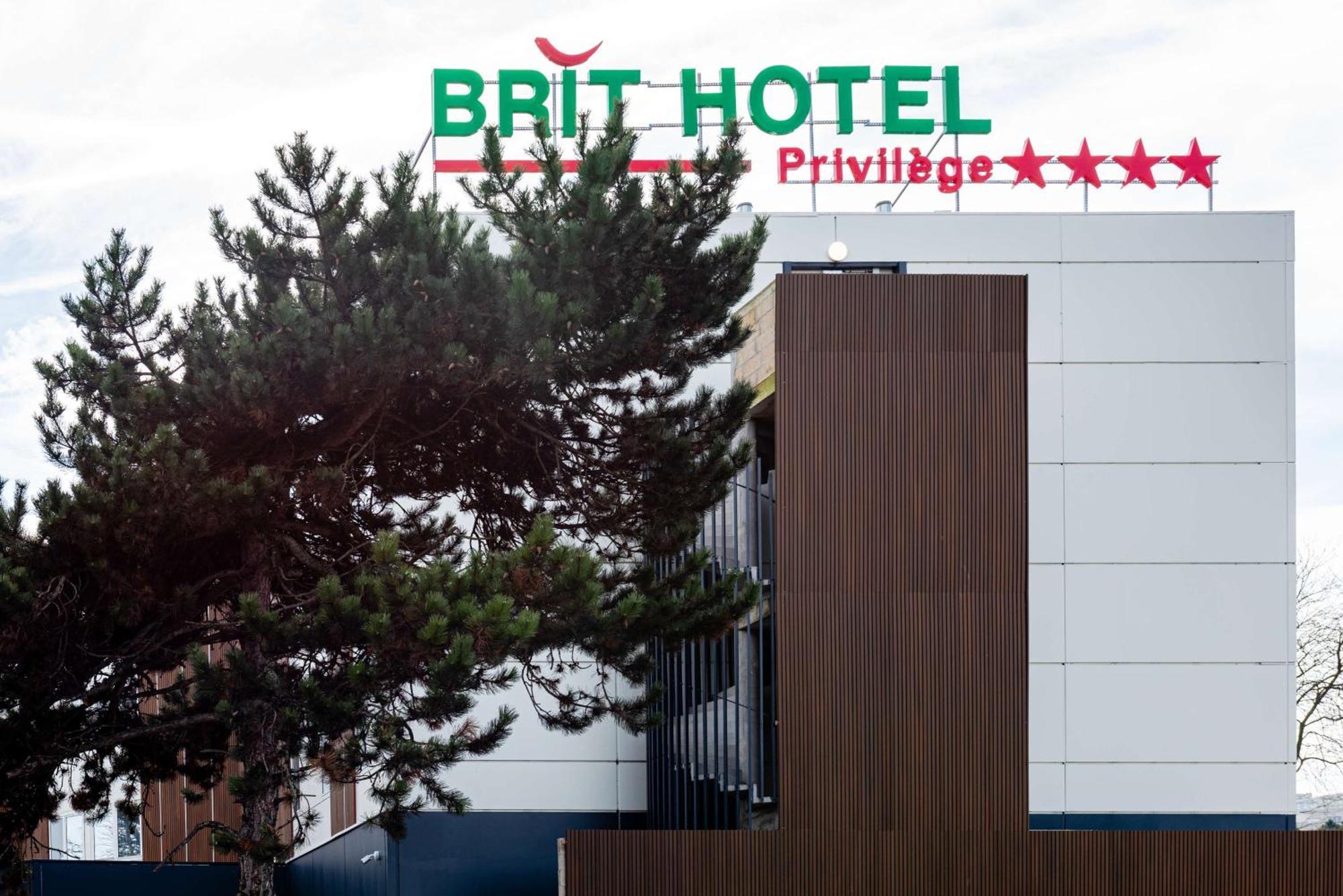 Brit Hotel Privilege Paris Rosny-Sous-Bois Esterno foto